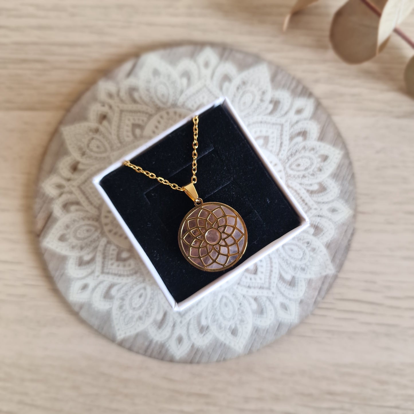 Colgante Shasrara Cuarzo Rosa (dorado) ~ Amor, Armonía y Conexión Espiritual