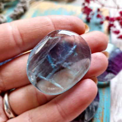 Piedra Plana Fluorita ~ Equilibrio y Claridad