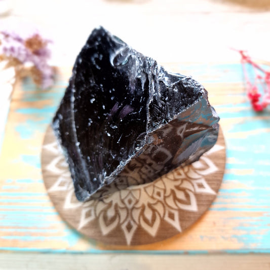 Obsidiana en Bruto Grande – Protección y Fuerza Interior