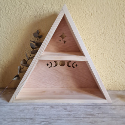 🌙 Altar piramidal artesanal🌙 ~ Donde habita tu intención.