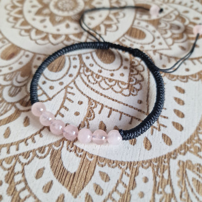 Pulsera Macramé de Cuarzo Rosa (6 mm) ajustable ~ Amor propio y calma emocional