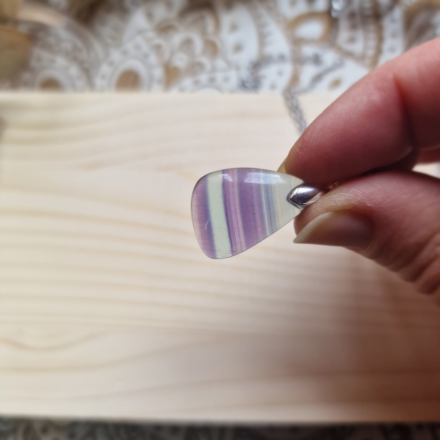 Colgante de Fluorita Natural ~ Claridad y Equilibrio