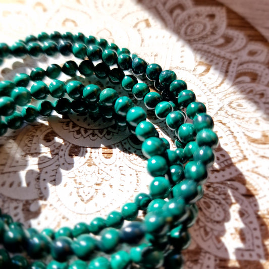 Pulsera de Malaquita 4mm - Energía y Transformación