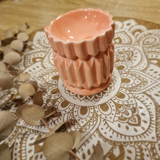 Quemador “Esencia Geométrica Rosa” – Equilibrio y armonía en tu espacio