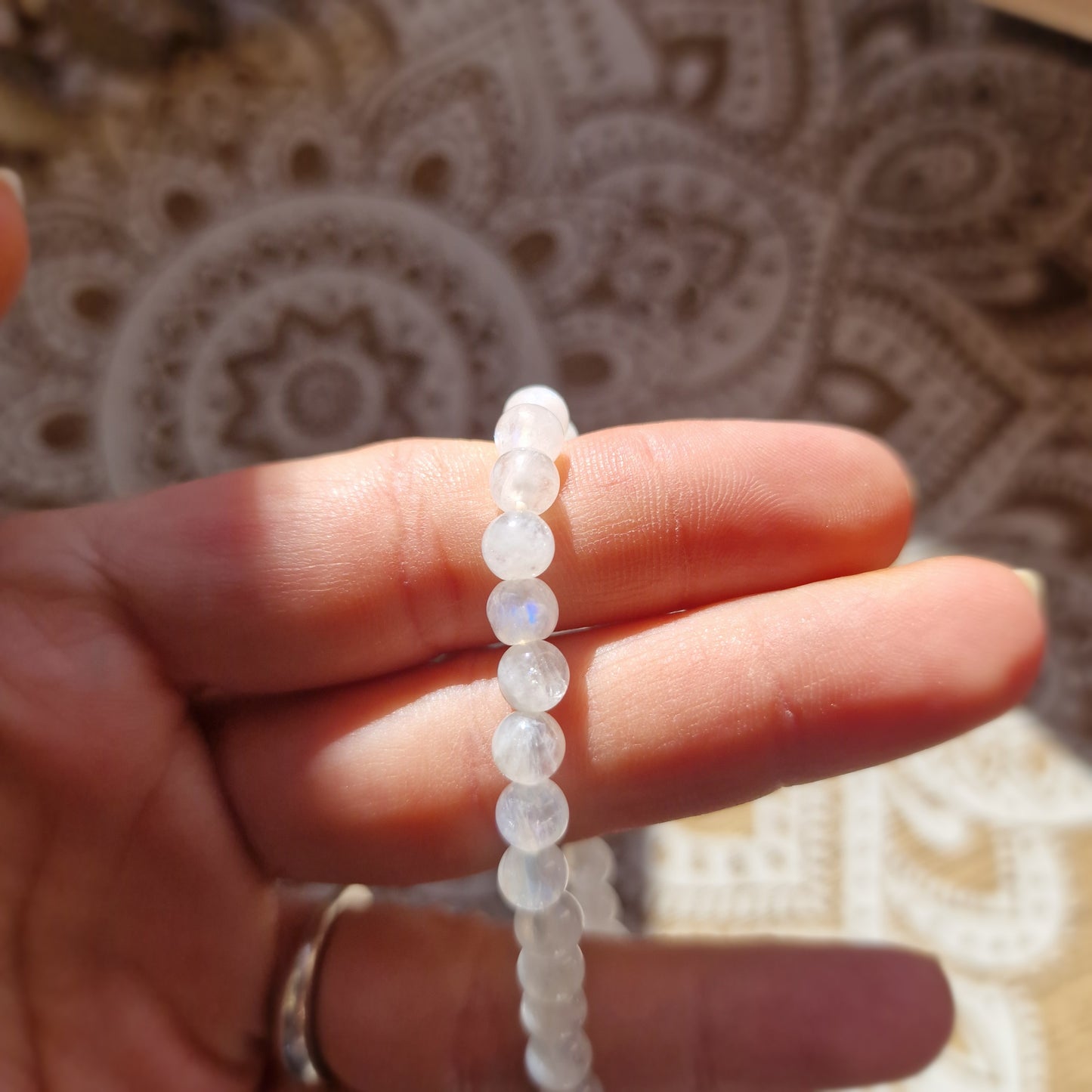 Pulsera Piedra Luna ~ Energía Femenina ~ 4 y 6 mm