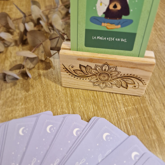 ✨ Soporte para Cartas de Tarot y Oráculo