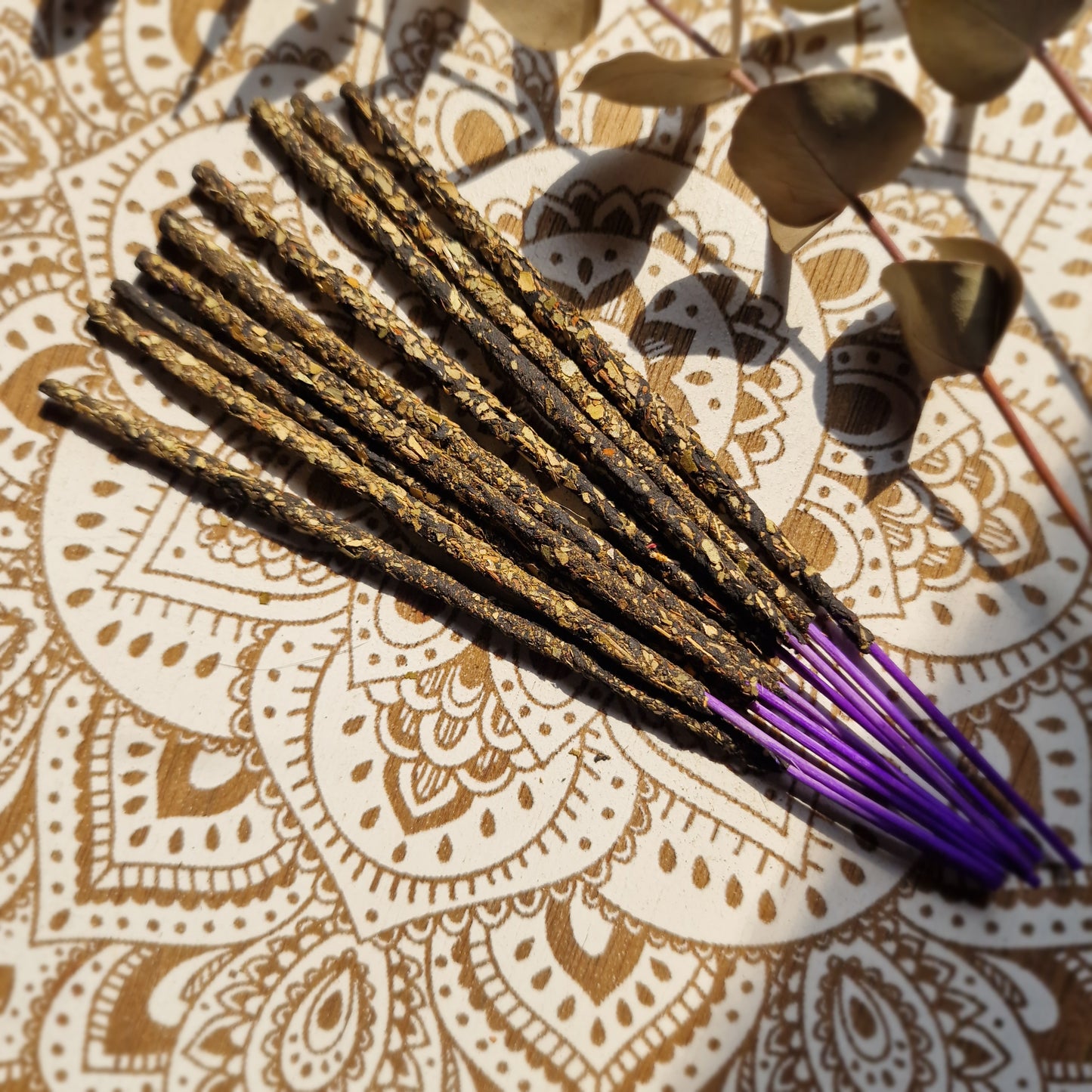 Incienso natural de  Palo Santo y Eucalipto ~ Vitalidad y Renovación