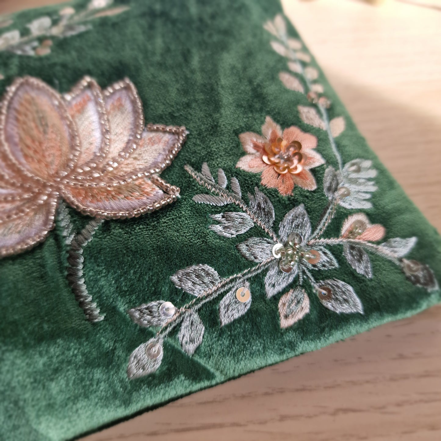 🌺 Neceser de Terciopelo FLOR DE LOTO ~ Pureza y Crecimiento Interior