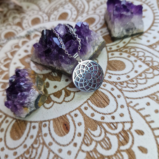 Colgante Shasrara Amatista (plateado) ~ Calma, Claridad y Conexión Espiritual