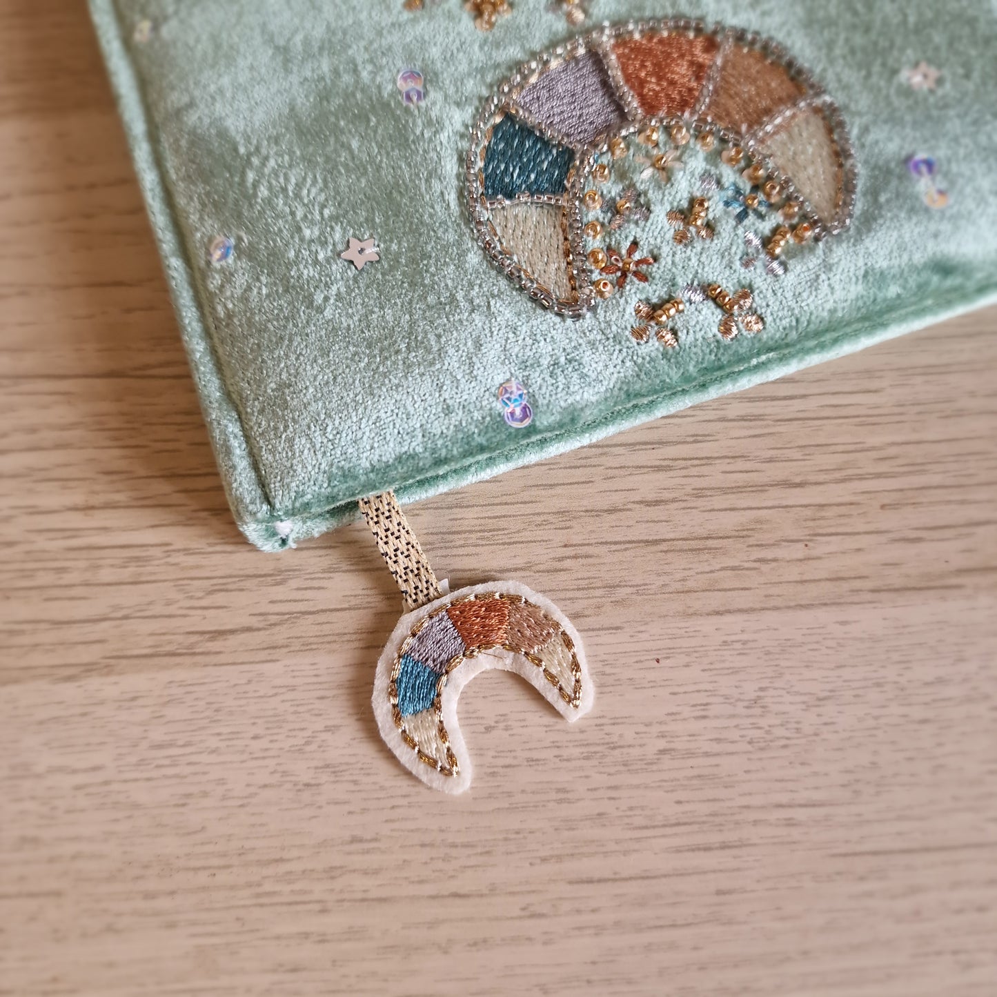 🌕 Cuaderno de Terciopelo Menta ~ Fases Lunares