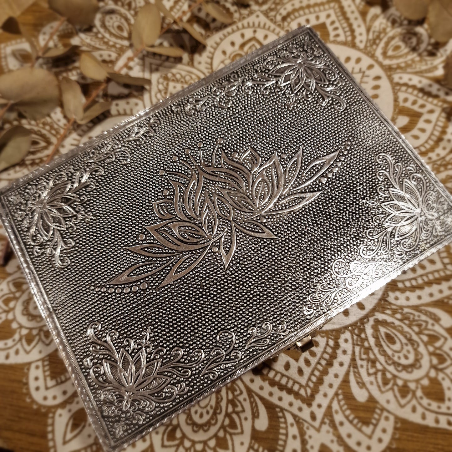 Caja Decorativa Flor de Loto ~ Belleza, orden y significado