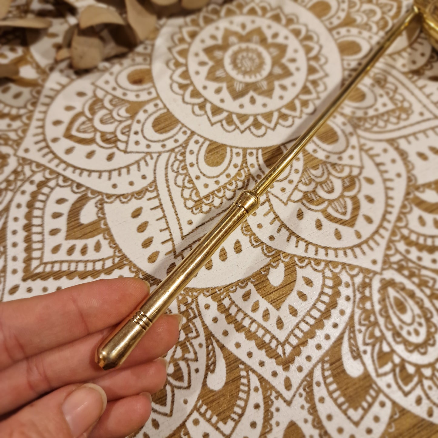 Campana Apaga Velas Flor de la Vida ~ Elegancia y Protección Energética