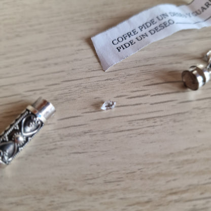 Cofre de los Deseos. Plata de ley con cuarzo Herkimer y Pergamino ~ Intención, Energía y Misterio Personal