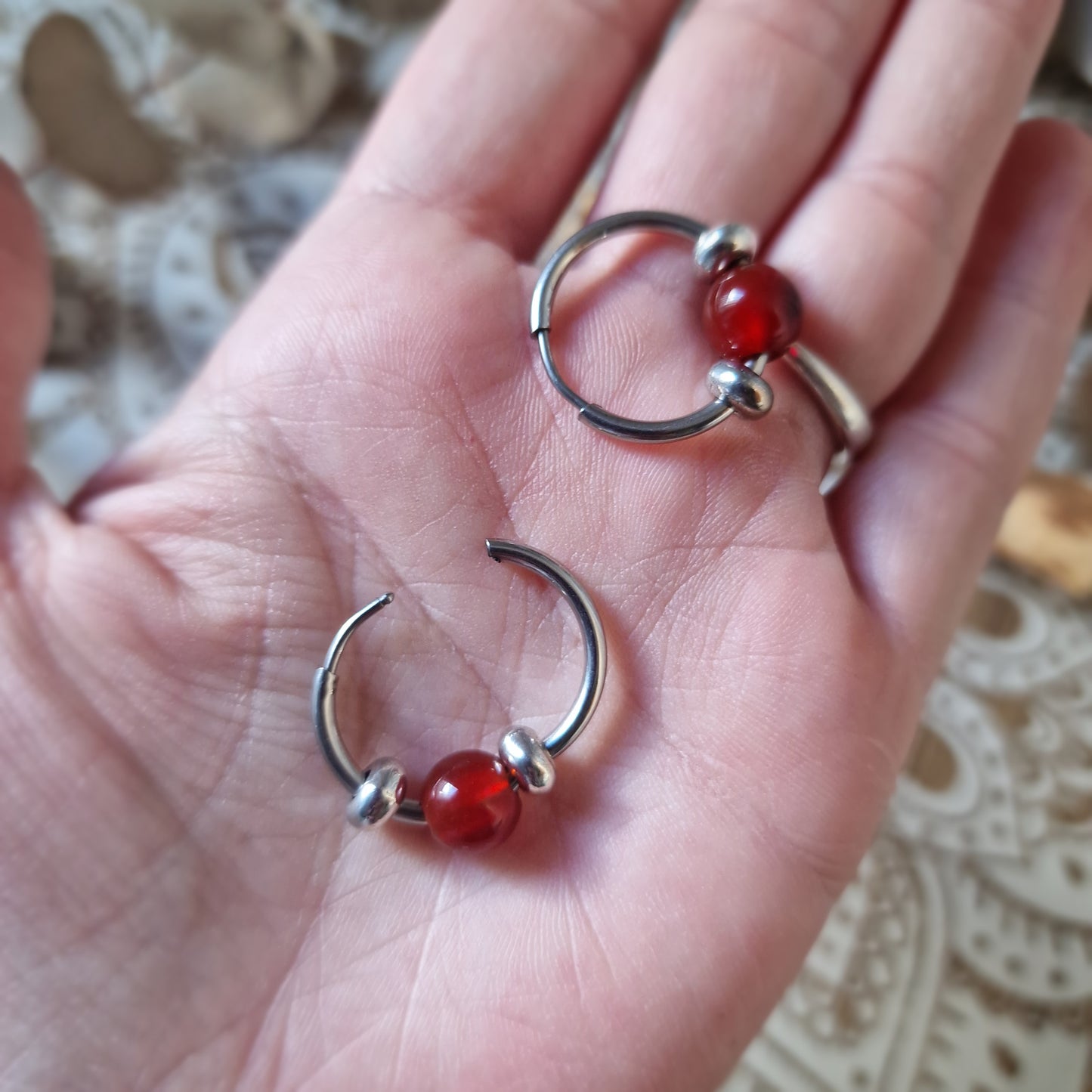 Pendientes de Aro de Acero con Carneola