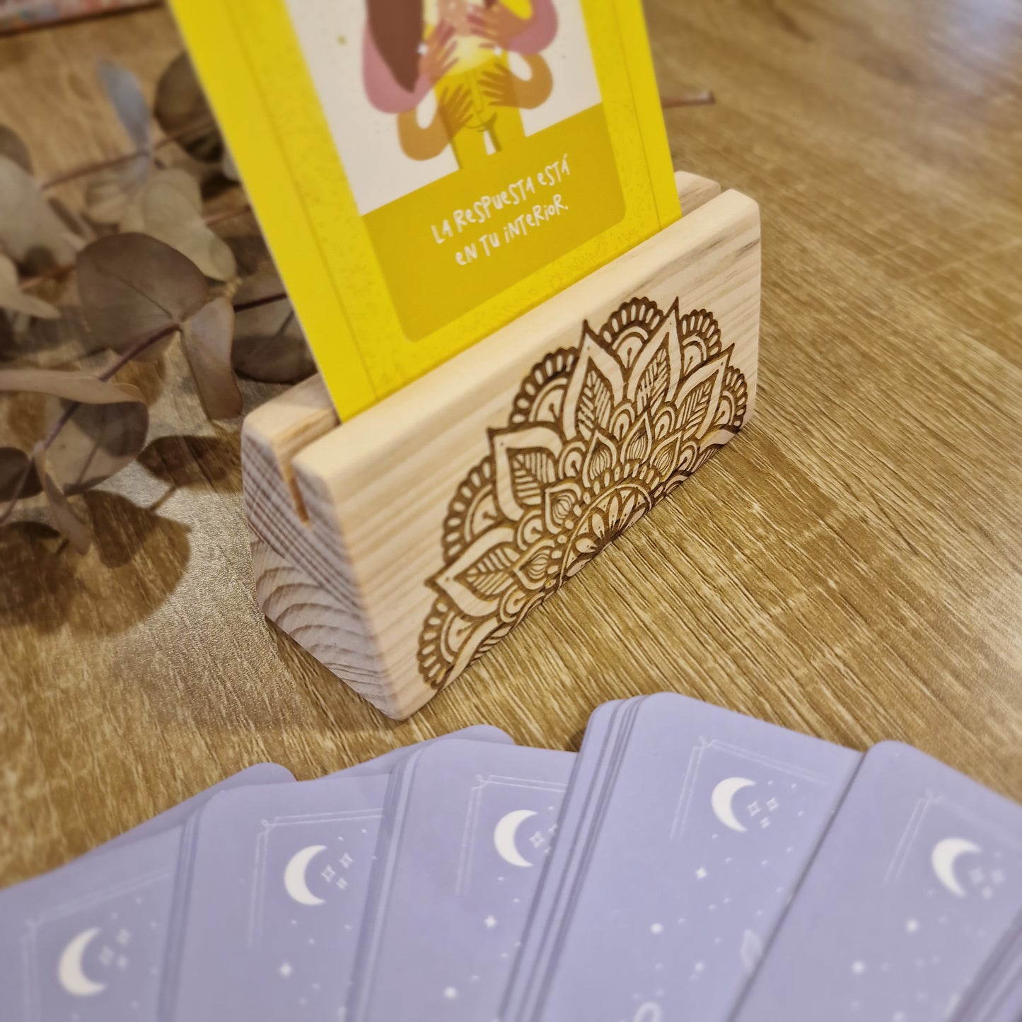 ✨ Soporte para Cartas de Tarot y Oráculo