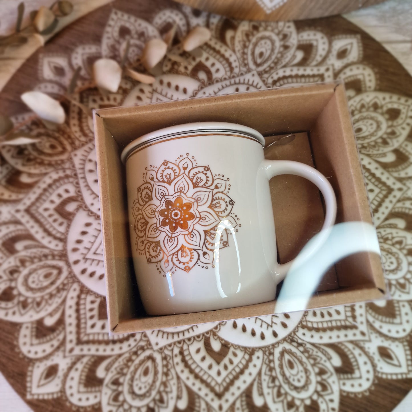 🌟 Taza de Té Mandala Dorado ~ Ritual de calma y armonía 🌟