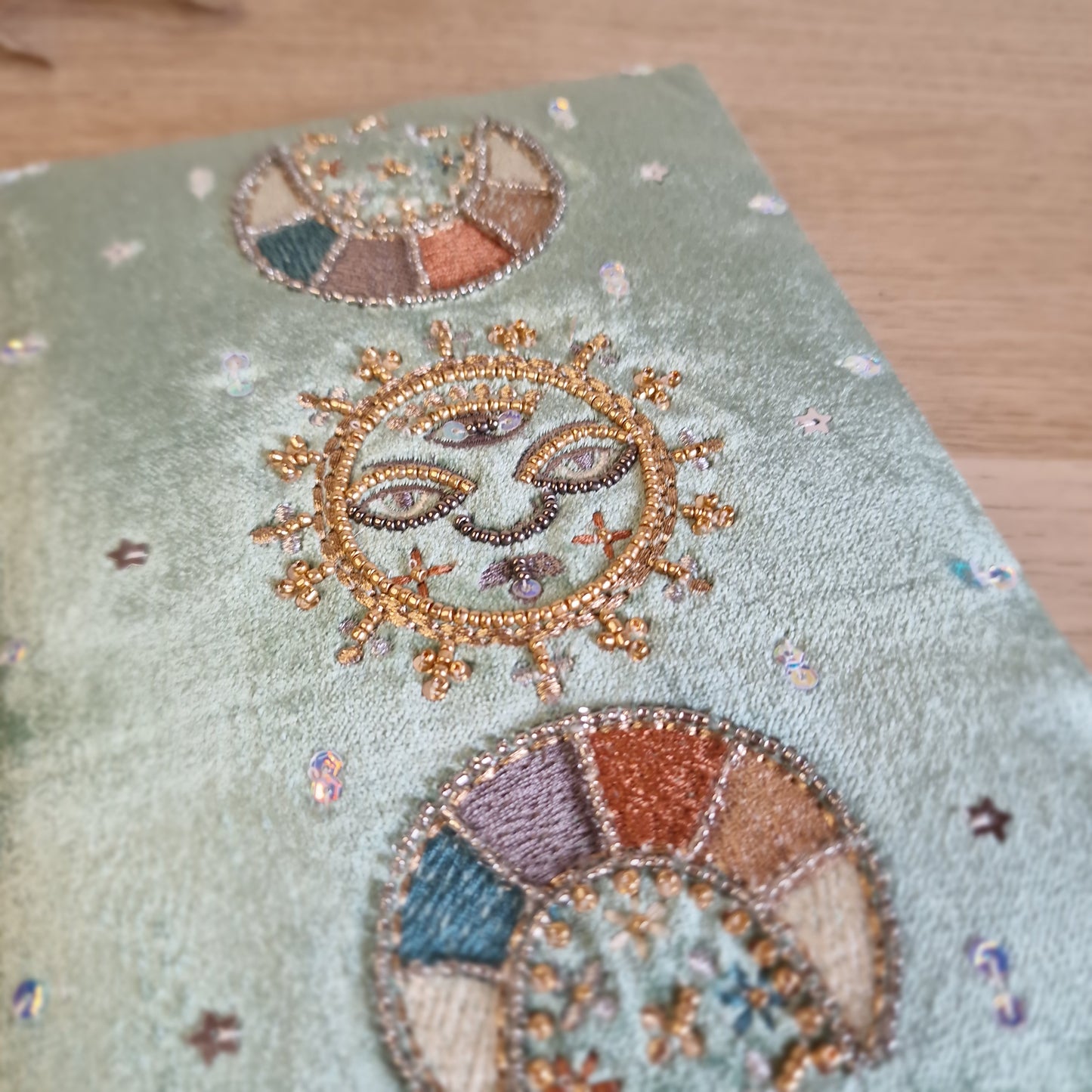 🌕 Cuaderno de Terciopelo Menta ~ Fases Lunares