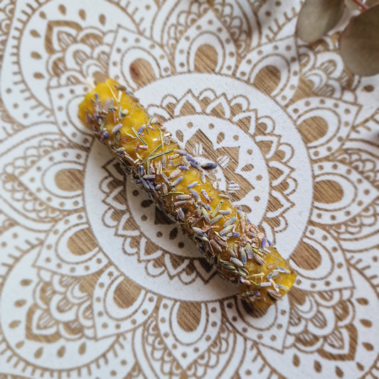 🕯️ Vela de Manifestación con Lavanda ~ Calma, descanso y equilibrio interior