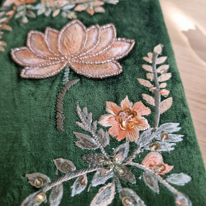 🌺 Cuaderno de Terciopelo FLOR DE LOTO ~ Pureza y Crecimiento Interior 💫