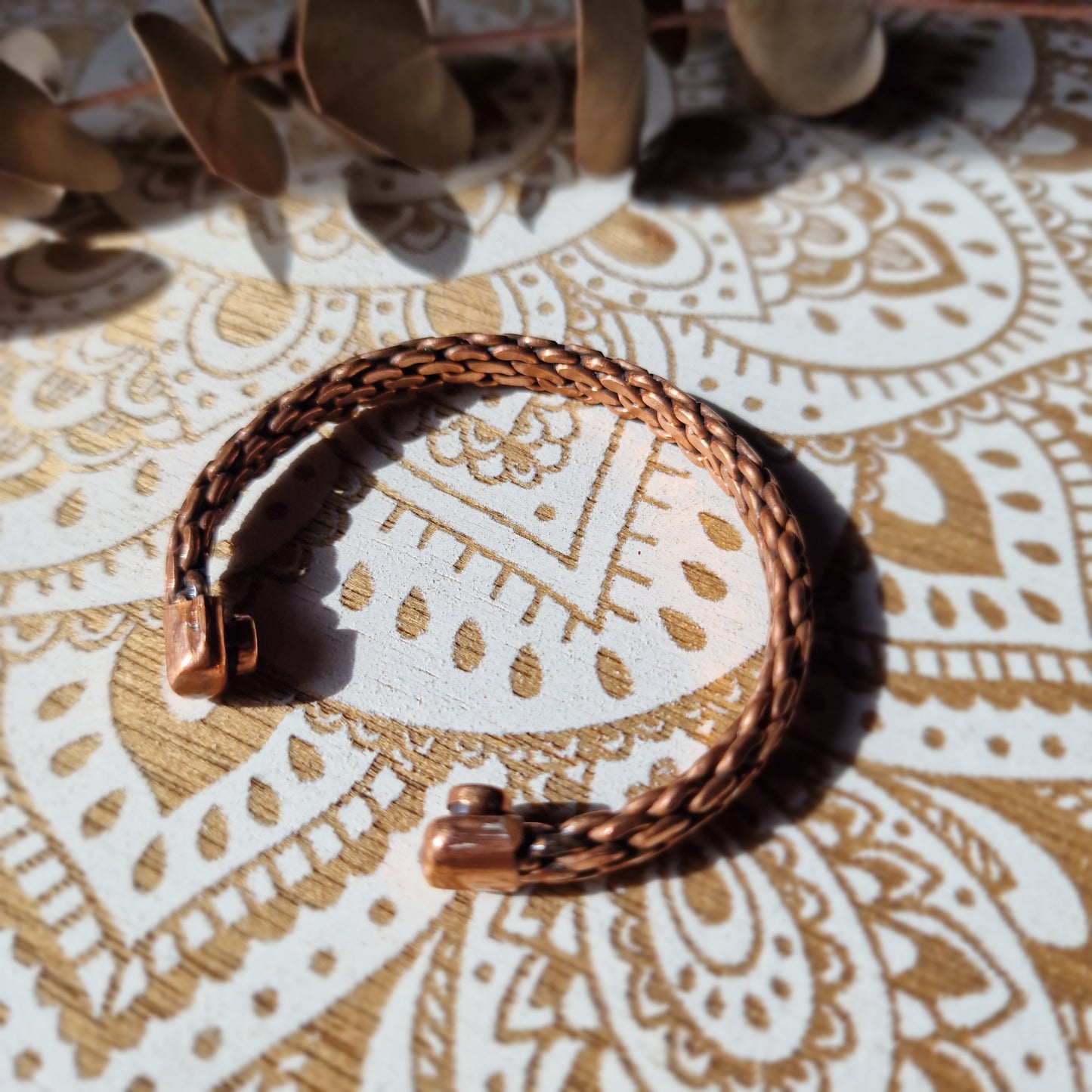 Brazalete Trenzado de Cobre con Imanes ~ Equilibrio y Energía en tu Día a Día