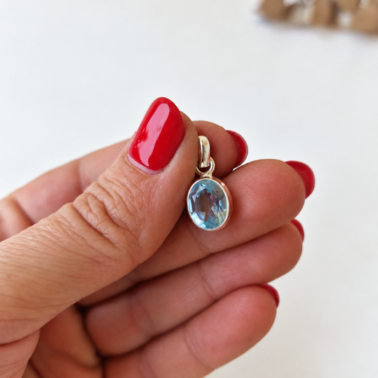 Colgante Plata de Ley - Topacio Azul Facetado