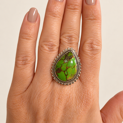 Anillo Vega ~ Plata de Ley ~ Turquesa Verde con Pirita